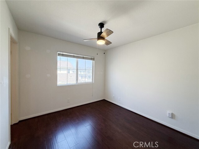 Building Photo - 424 Silk Tree
