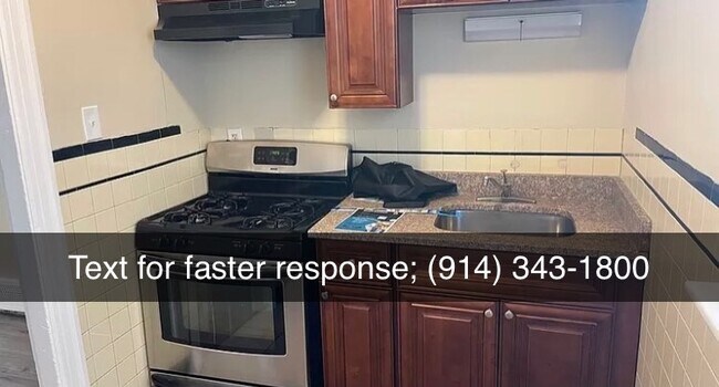 One Bedroom Apartment For Rent in Pawtucket! -$836 per month -First Floor -One Bedroom that could fi - 540 Ansley Dr