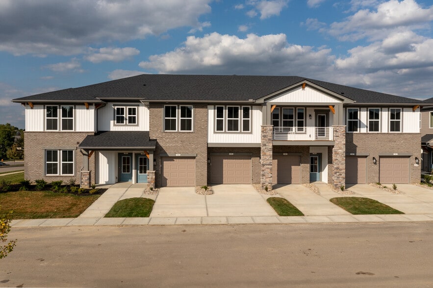 Building Photo - 1369 Retriever Way