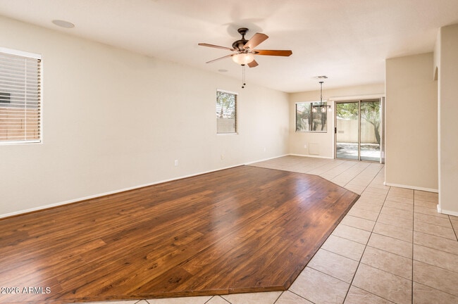 Building Photo - 17429 W Watson Ln