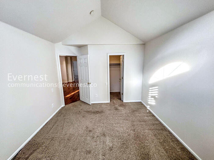 Building Photo - 6249 Trailhead Rd