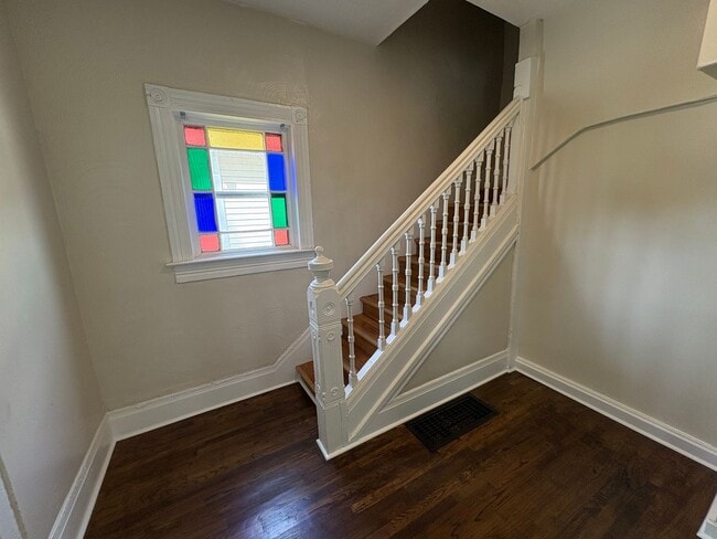 Building Photo - Updated 4 bed 1.5 Bath in Omaha