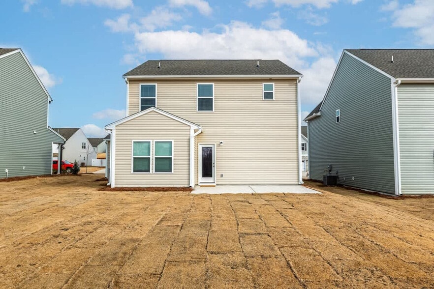 Building Photo - 3107 Highlander Pt