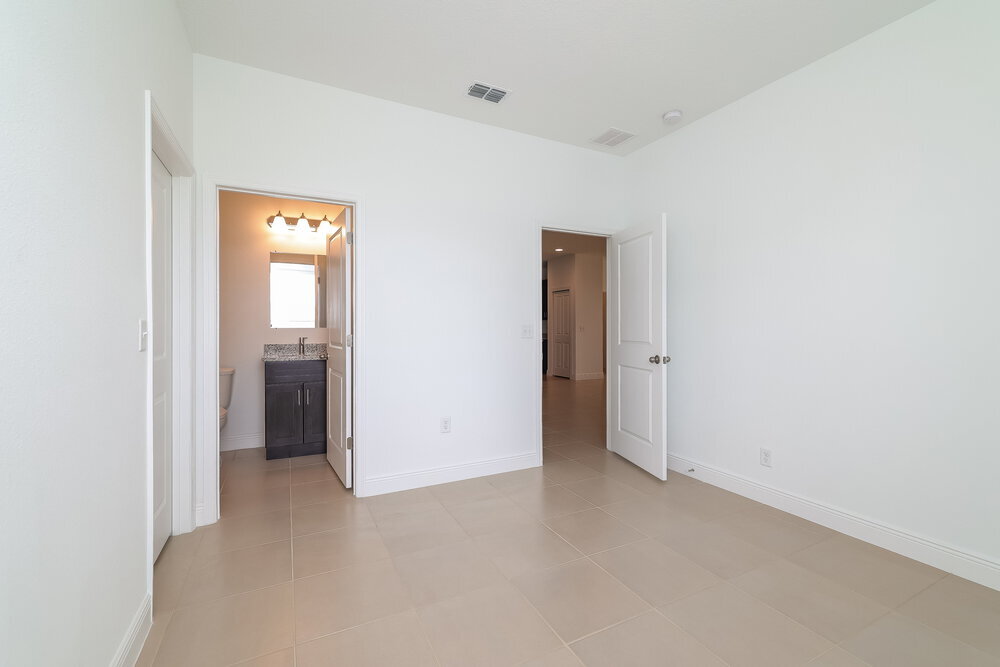 Building Photo - 602 Madrid Dr