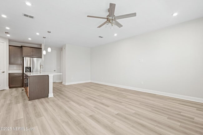 Building Photo - 3524 Oystercatcher Wy