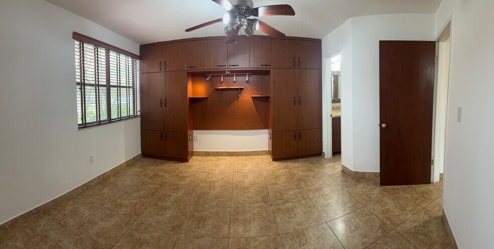 Building Photo - 10257 NW 9th Street Cir