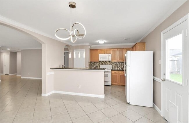 Building Photo - 12923 Abide Dr