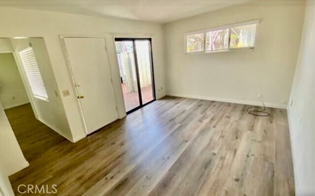 Building Photo - 225 Avenida Santa Barbara