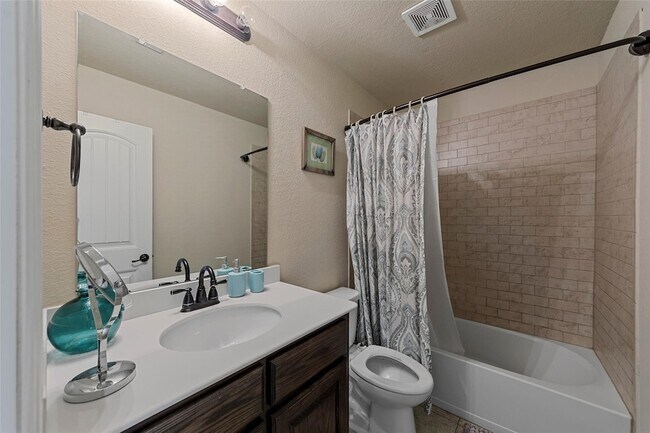 Building Photo - 10637 Musketball Pl