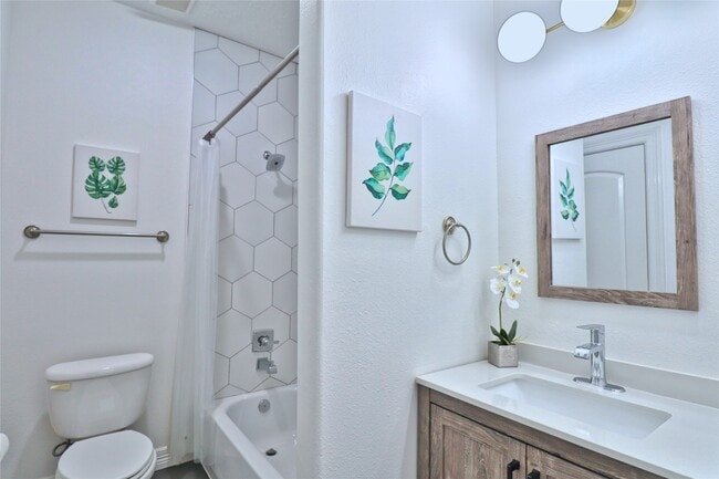 Building Photo - 3446 Clearview Villa Way