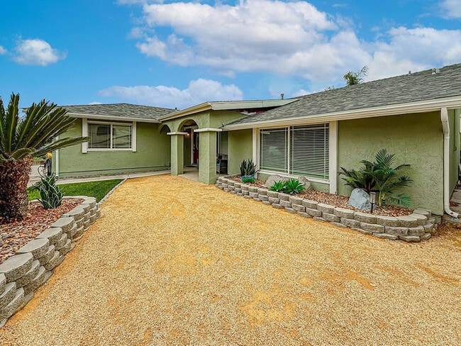 Building Photo - Single-Story Pool Home with RV Parking on Quiet Cul-De-Sac in Prime Simi Valley