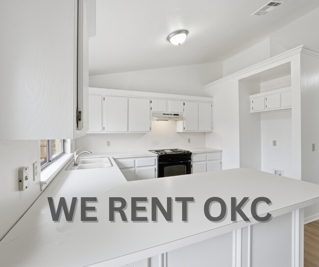 Building Photo - 12021 Moon Beam Dr