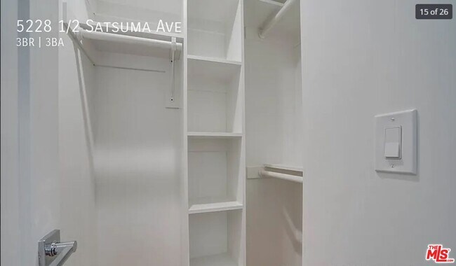 Building Photo - 5228 Satsuma Ave