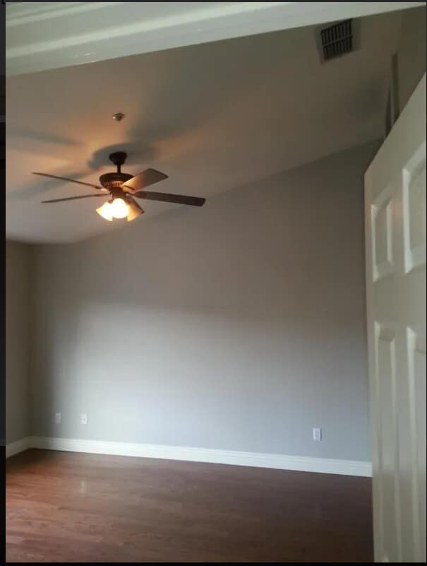 Master Suite - THIS IS FOR RENT - 7106 Pelican St