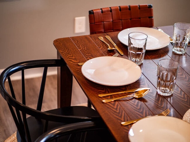 Building Photo - 6110 Lawn Ave