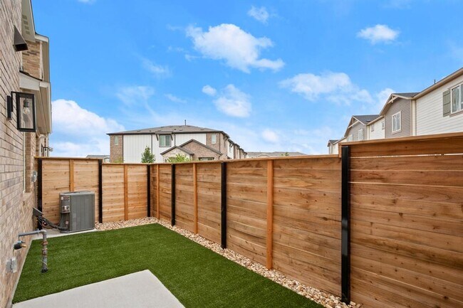 Building Photo - 17407 Homestead Haven Dr