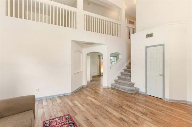 Building Photo - 17523 Poplar Canyon Ln