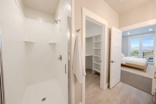 Building Photo - 67 S Main St