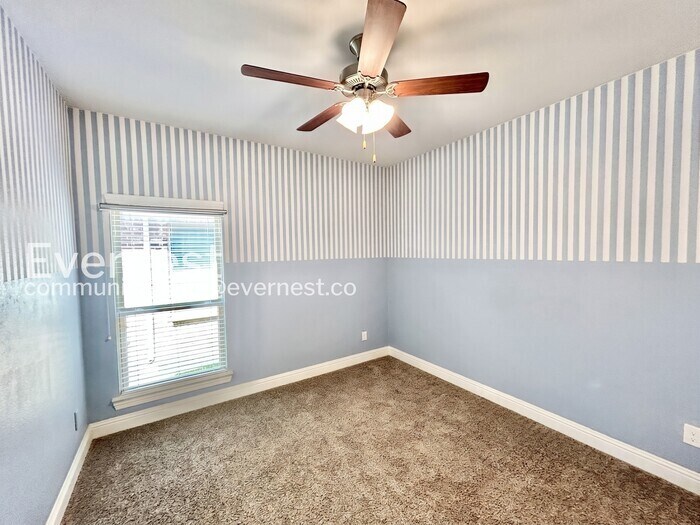Building Photo - 10233 Marathon Ct