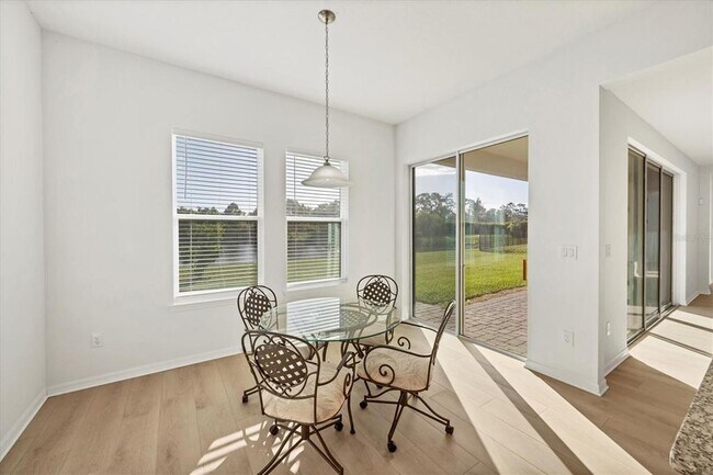 Building Photo - 7228 Great Egret Blvd