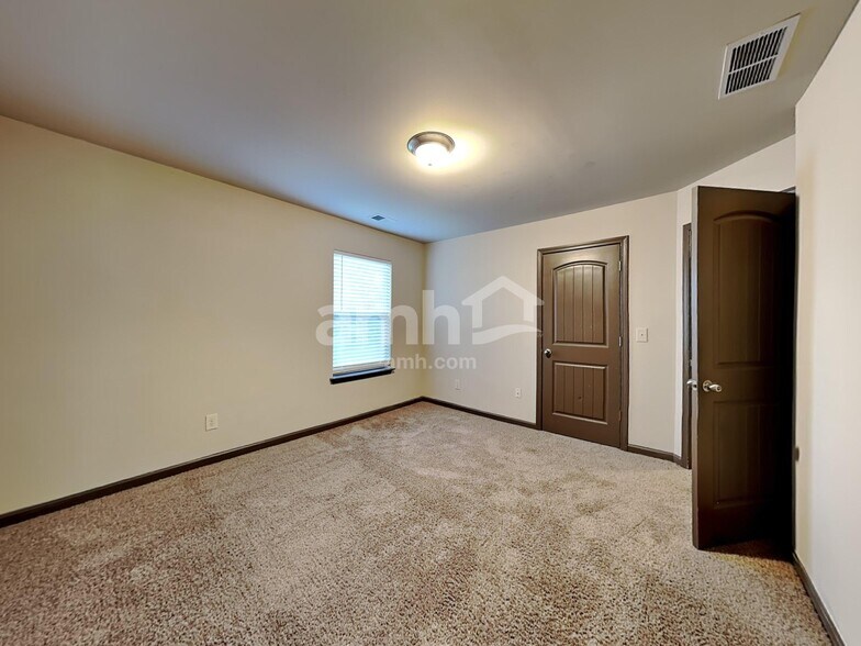 Building Photo - 658 Sweet Ashley Way