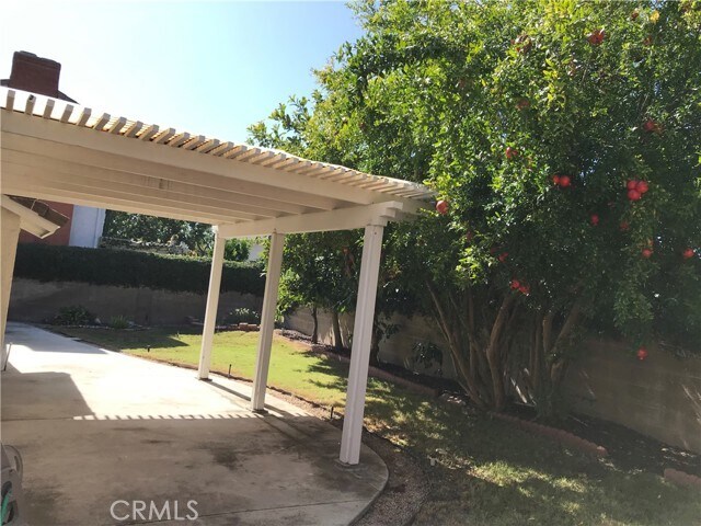 Building Photo - 3 Morris Rd