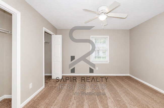 Building Photo - 2642 Evans Mill Dr