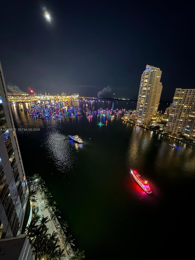 Building Photo - 325 S Biscayne Blvd