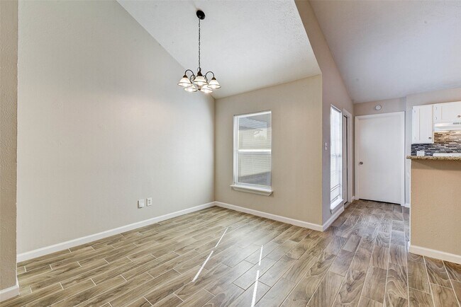 Building Photo - 17419 Ranch Country Rd