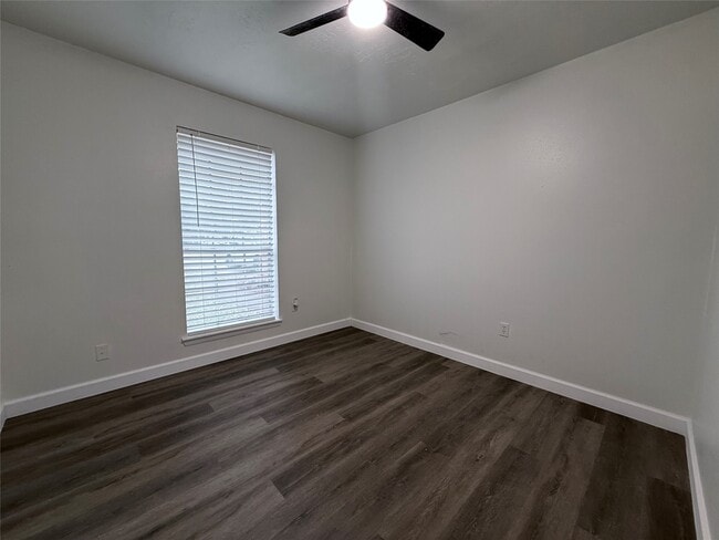 Building Photo - 1418 Silver Morning Dr