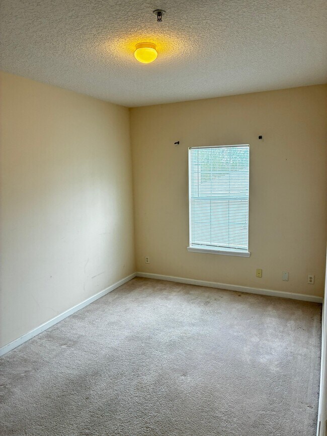 Building Photo - 9358 Scaup Way