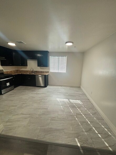 Building Photo - 1229 W Gage Ave