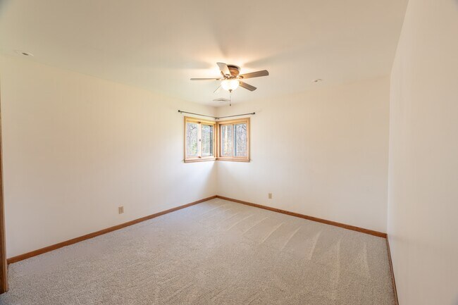 Building Photo - 2428 S Root River Pkwy