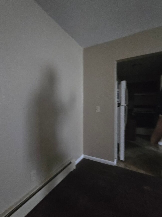 Building Photo - SPRINGBANK APARTMENTS II