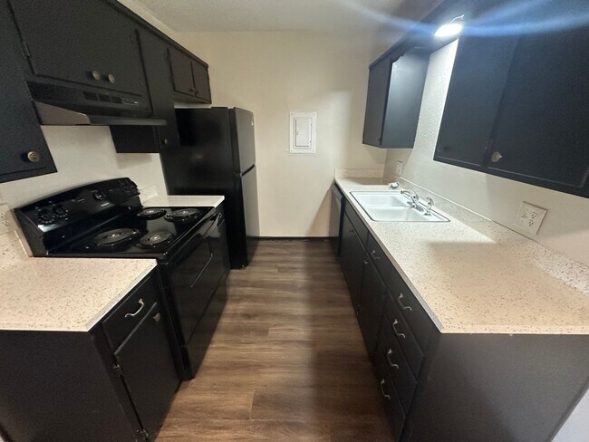 Building Photo - Bartlesville Cara Manor
