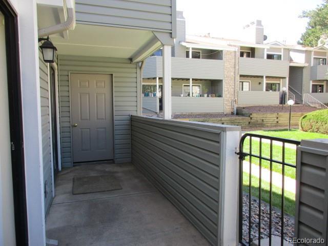 Building Photo - 921 S Zeno Way