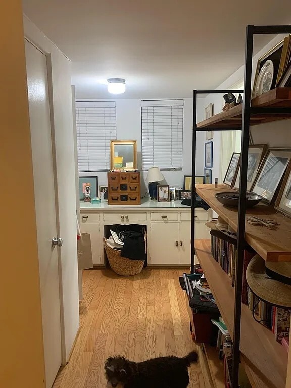 Bathroom (Not Furnished) - 543 W Coronado Rd