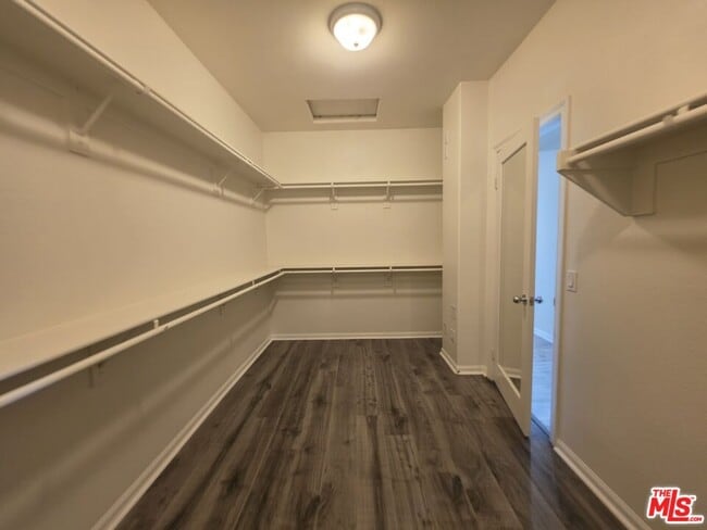 Building Photo - 26913 Monterey Ave