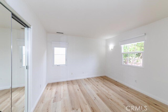 Building Photo - 72 Chantilly