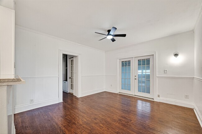 Building Photo - 5618 Belmark St