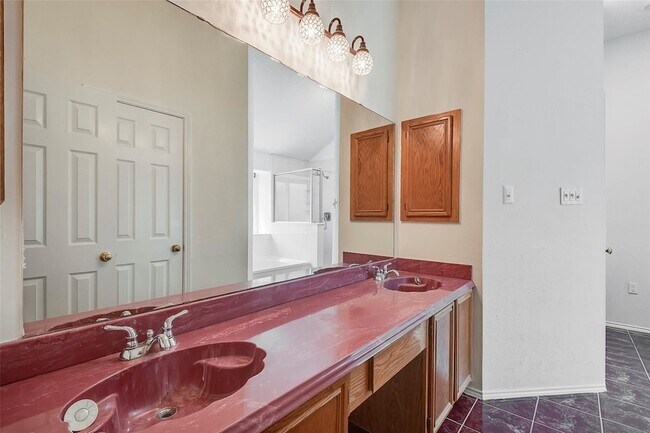 Building Photo - 6304 Brookcrest Dr