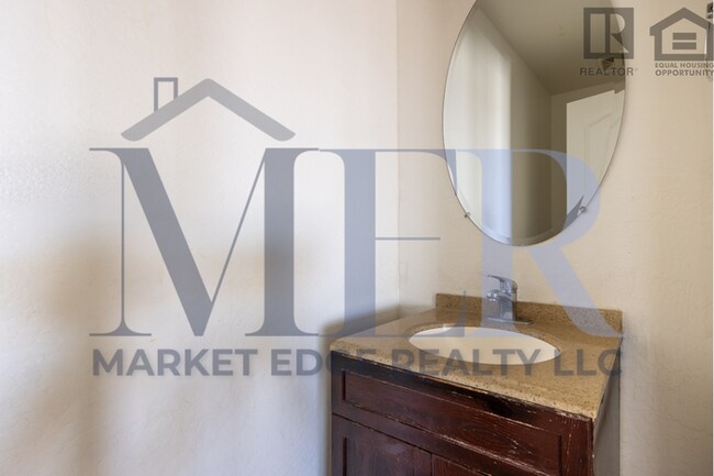 Building Photo - 4Bed/2.5 Bath Home in Maricopa! $1499 MOVE...