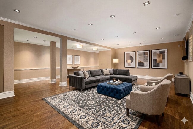 Building Photo - 1347 N State Pkwy