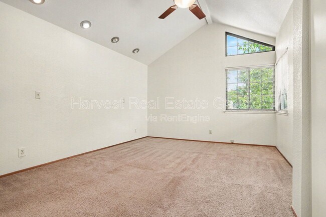Building Photo - 4014 Penny Terrace