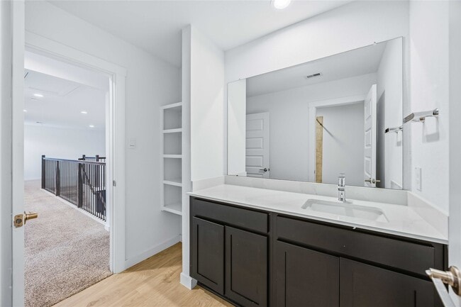 Building Photo - 31510 Chippenham Colony Ct