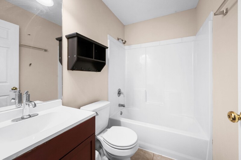 Building Photo - 1108 Waverunner Ct E