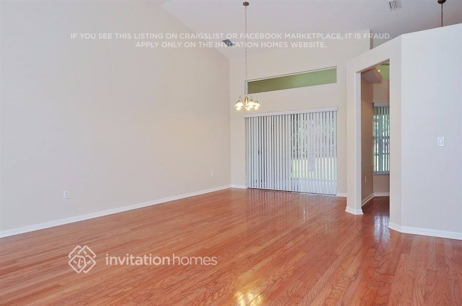 Building Photo - 5547 Foxtail Ct