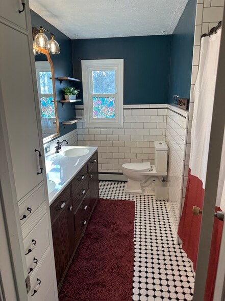 Building Photo - 1009 Ann Ave