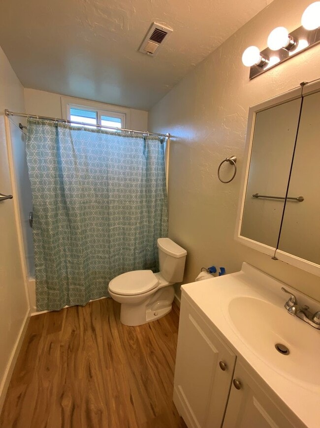 Building Photo - Great Remodeled 3 Bedroom House!