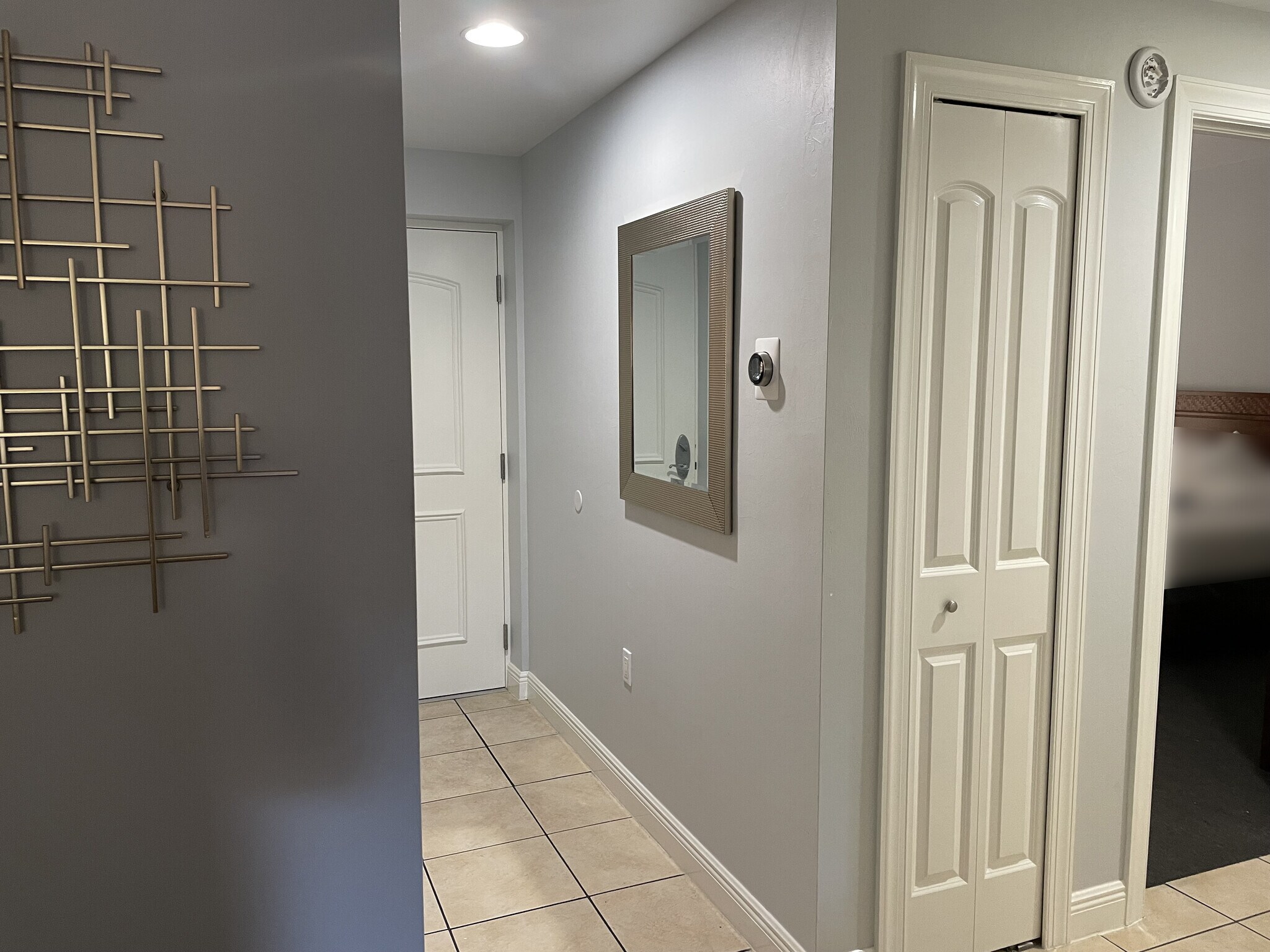 Building Photo - 2110 W First St